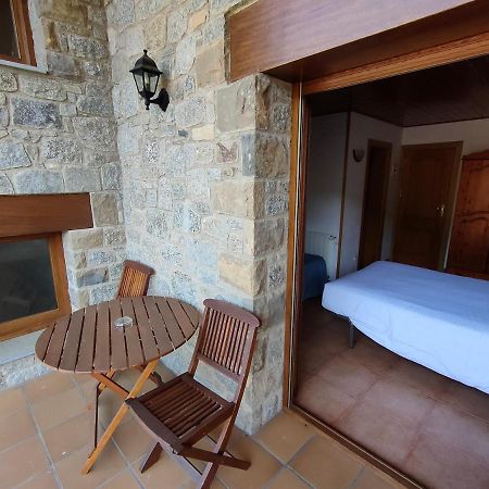 Hostal Cal Mestre Vilallonga de Ter Exteriér fotografie