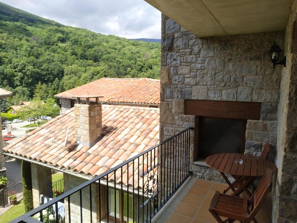 Hostal Cal Mestre Vilallonga de Ter Exteriér fotografie