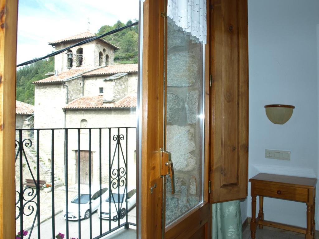 Hostal Cal Mestre Vilallonga de Ter Pokoj fotografie